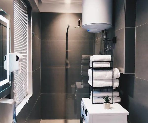 Mono Boutique تيرانا